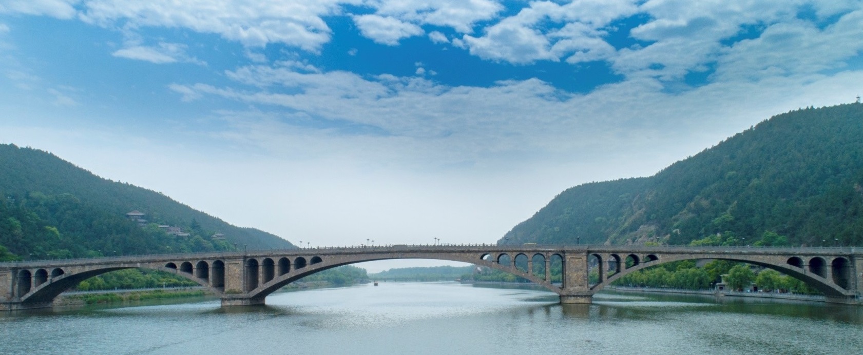 Luoyang Longmen Bridge