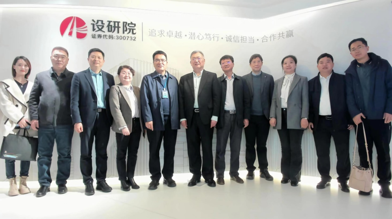 Vice President of Changsha University of Science and Technology Tan Chuansheng and his party visited the company for research and exchange